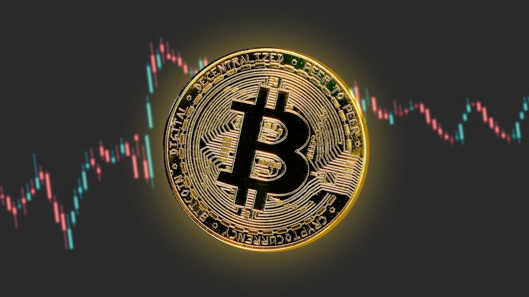 Bitcoin Briefly Above 94000 Before Retracing Keeps Liquidation Risk Active on Exchanges