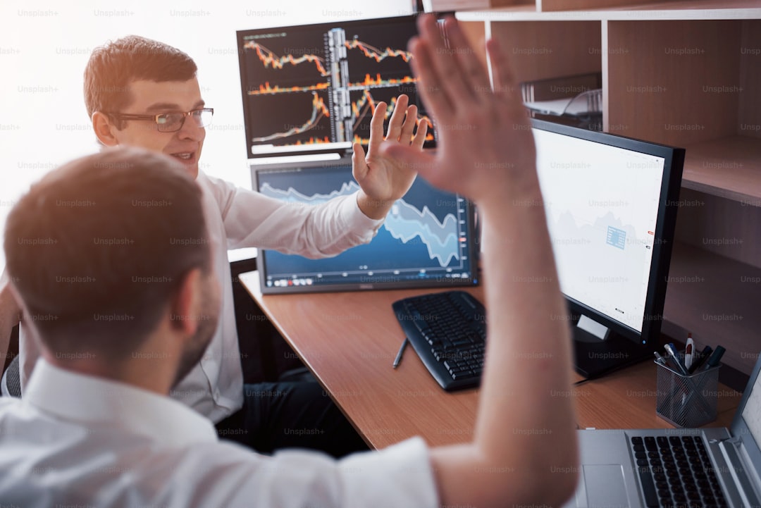 Bitcoin Signals Today for Range Expansion Breakouts and Stop Discipline