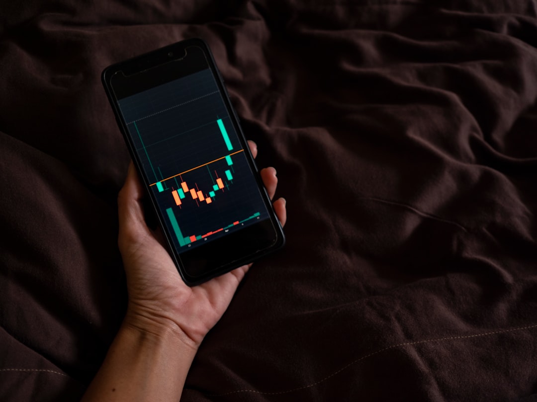 Breakout Retest Crypto Signals With Volume Confirmation