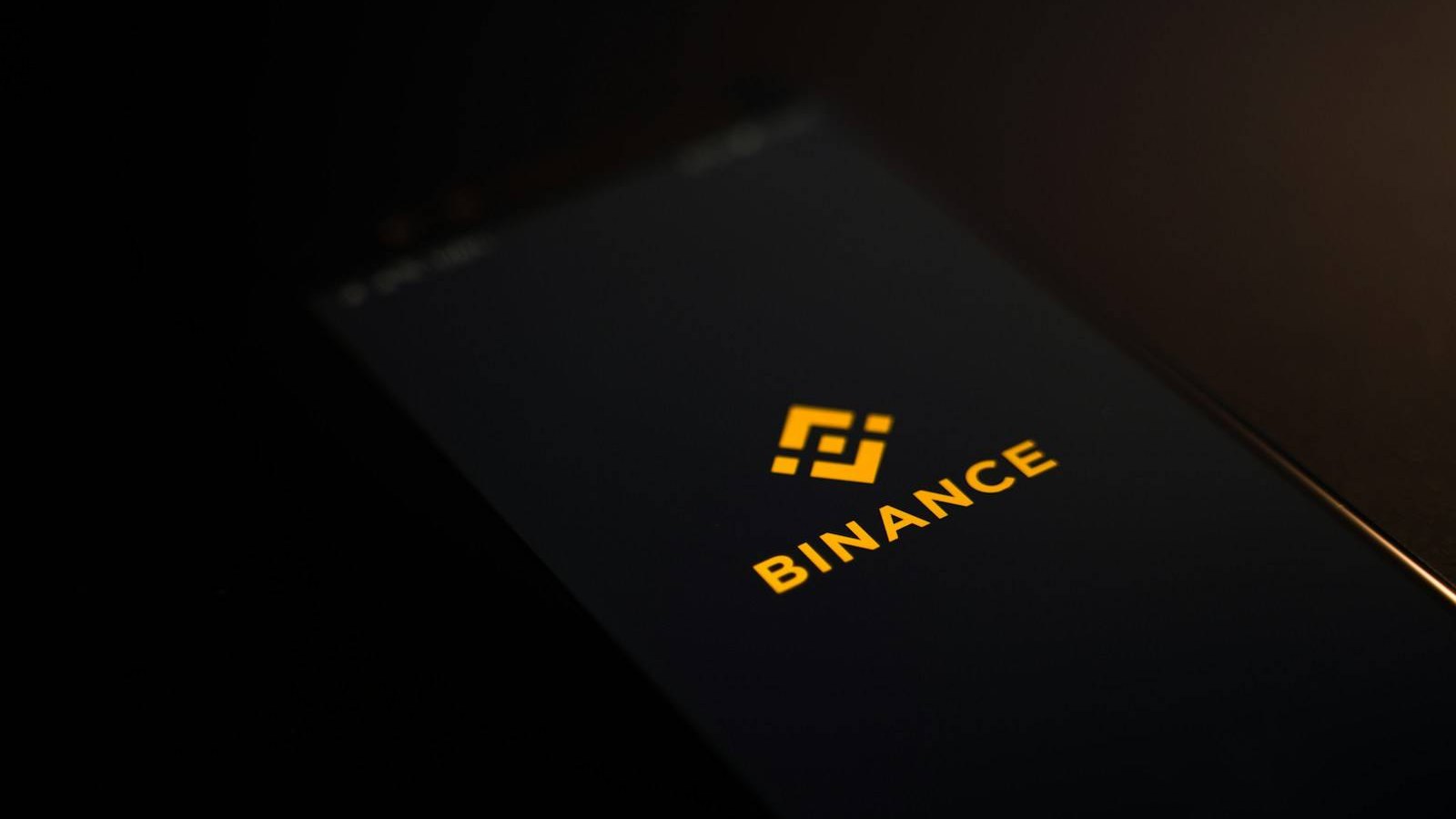 KuCoin Stretches SIGNUSDT and RAVEUSDT Funding to Four Hours