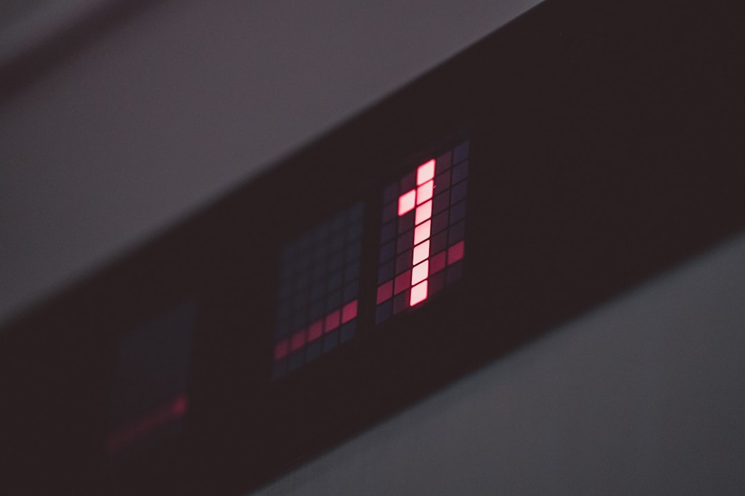 Common Traps When Trading Maker-Taker Flow Crypto Signals During Funding Spikes